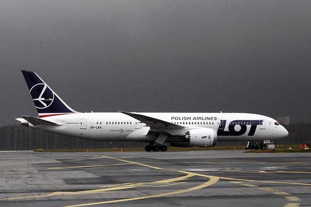 LOT cieszy się z pierwszego od pięciu lat zysku. Pomógł dreamliner