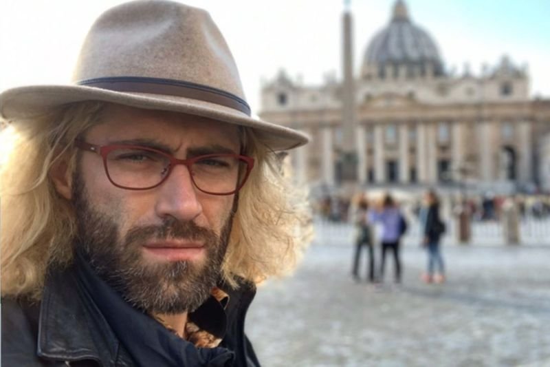 Finalista pochwalił się zdjęciami ślubnymi na Instagramie.