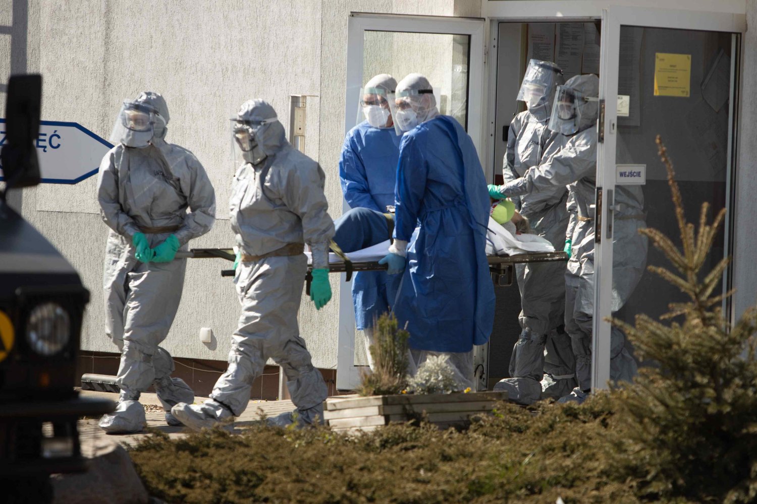 Aż 23 ofiary śmiertelne przybyły w oficjalnych komunikatach MZ 10 czerwca.