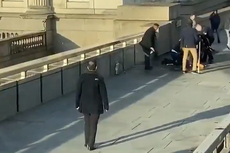 Jeden z bohaterów z Mostu Londyńskiego odsiaduje wyrok za morderstwo.