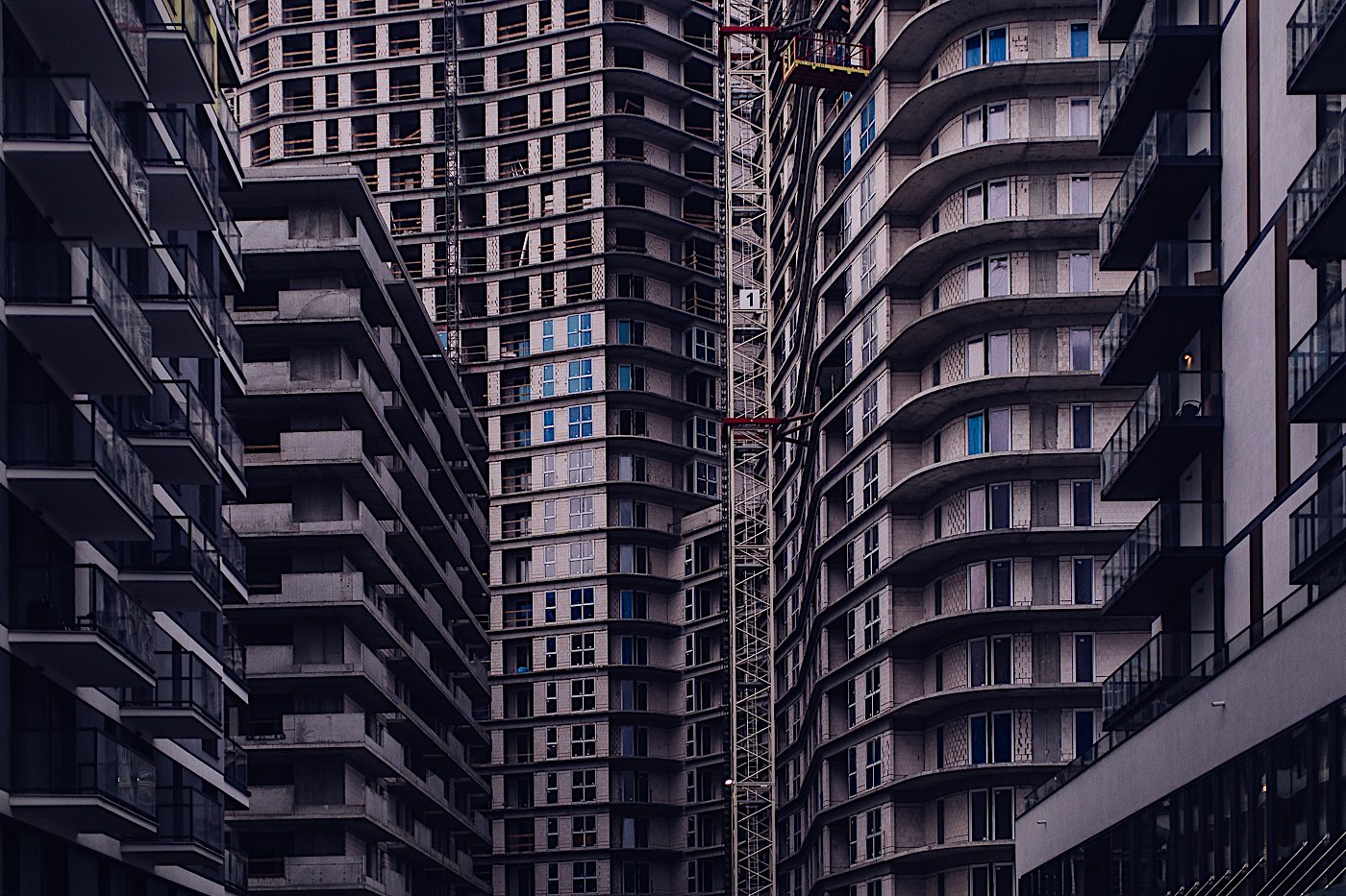 Etap "D" inwestycji J.W. Construction Bliska Wola już teraz jest nazywany "polskim Hongkongiem"