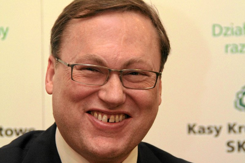 Grzegorz Bierecki, senator PiS i twórca SKOK-ów, skomentował sprawę pobicia byłego wiceszefa KNF Wojciecha Kwaśniaka.