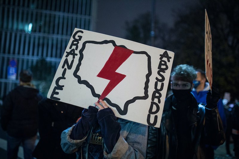 Strajk Kobiet zapowiada, że w środę o 18:00 zacznie się blokada Sejmu.