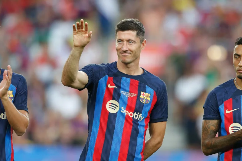 Barcelona z czwartą dźwignią finansową. Natychmiastowa rejestracja Lewego?