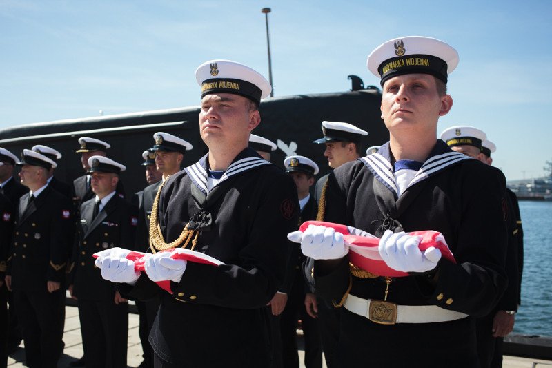 Zamiast modernizacji polskiej floty wojennej planowany jest zakup wysłużonych fregat Adelaide, należących do floty australijskiej.