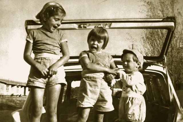 Zdjęcie dzieci Beumont. To ich dotyczy najsłynniejsza, nierozwiązana sprawa australijskiej policji