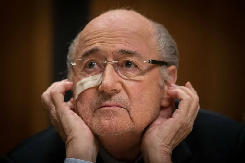 Skandal w FIFA. Gwałtów, szantaży i gróźb miał dopuszczać się m.in. były przewodniczący organizacji Sepp Blatter
