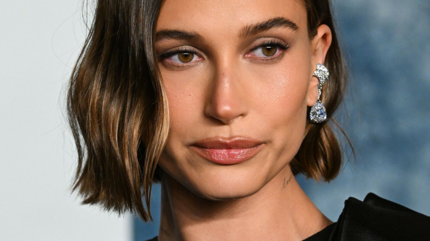 Hailey Bieber wydała oświadczenie ws. internetowej dramy z Seleną Gomez.