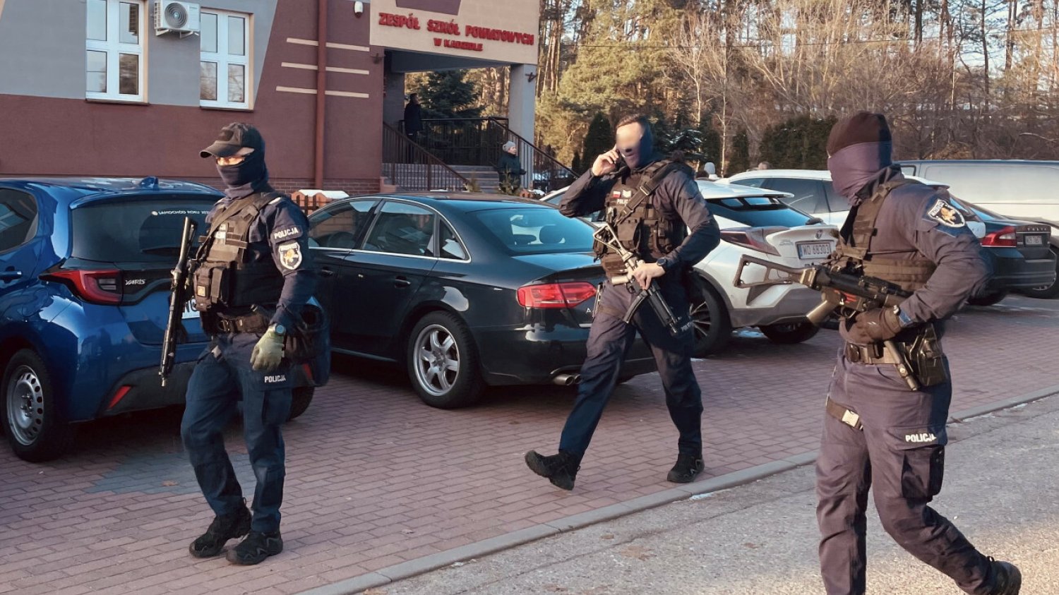Nożownik zaatakował w szkole pod Ostrołęką! Są ranni