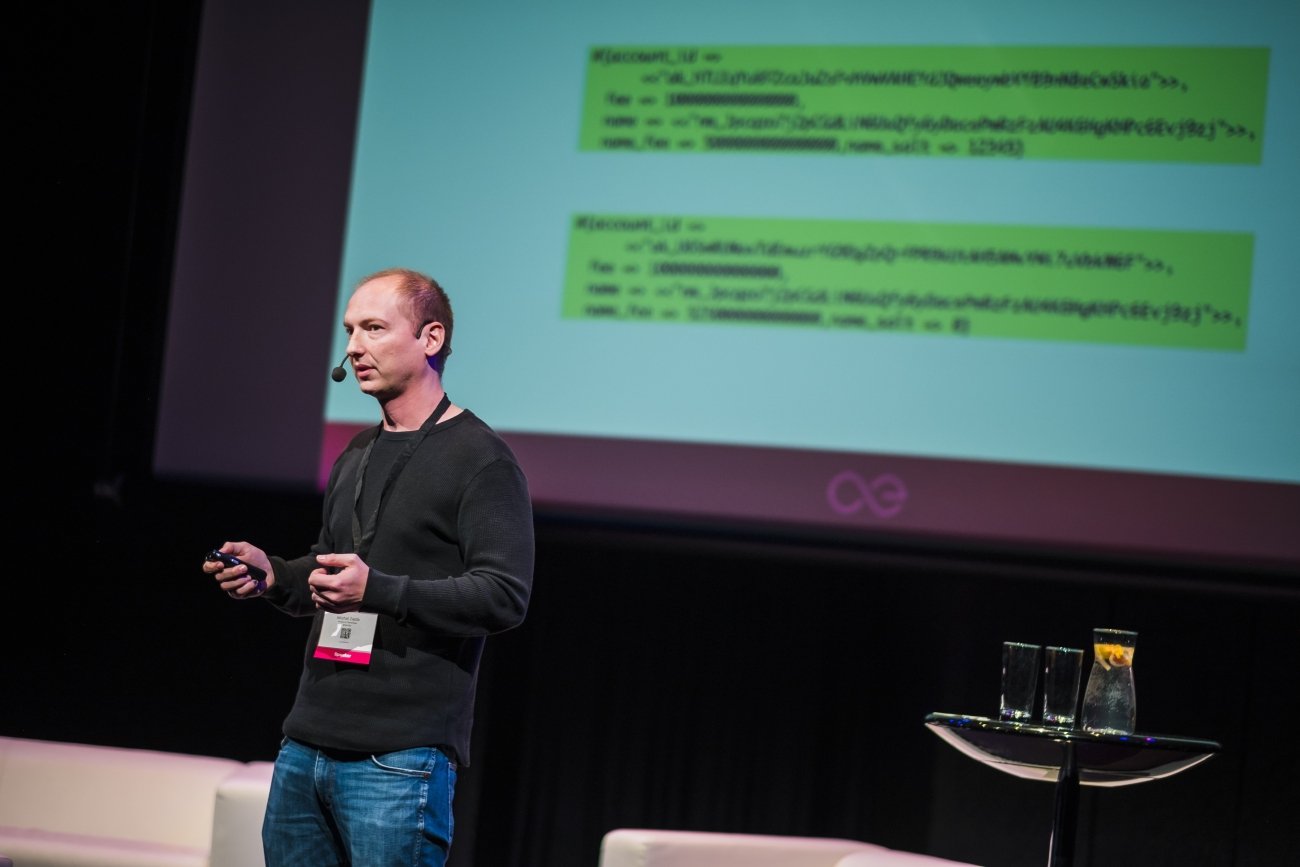 O kryptowalutach i technologii blockchain, związanych z nimi korzyściach i zagrożeniach, przyszłości systemów kryptowalutowych oraz autorskiej książce "Kryptowaluty dla zabieganych" rozmawiamy z informatykiem Michałem Zajdą, właścicielem firmy Sennui Lab