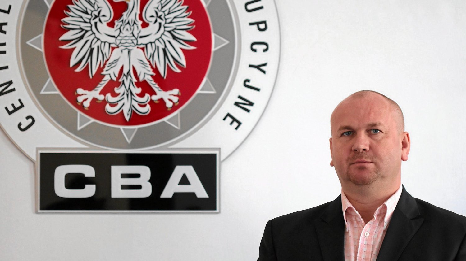 Szef CBA Paweł Wojtunik.