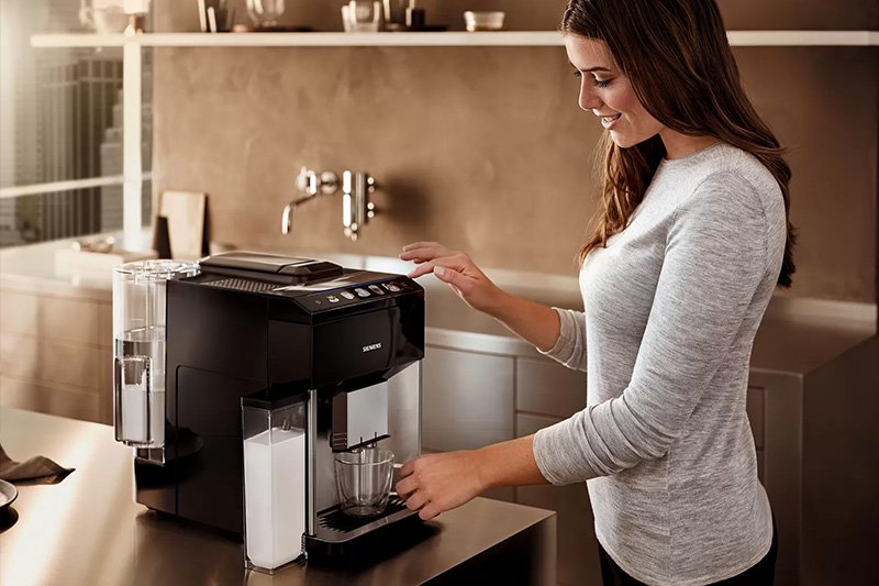 Zaparzanie kawy w ekspresie