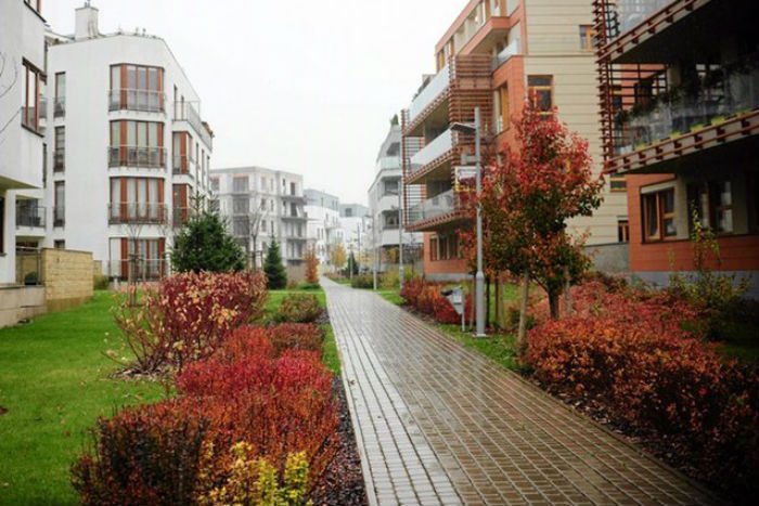 Z dyplomem, po latach doświadczenia i teraz nie mają pracy - kobiety z Lemingradu. Faceci z wyższym wykształceniem mają jeszcze gorzej.