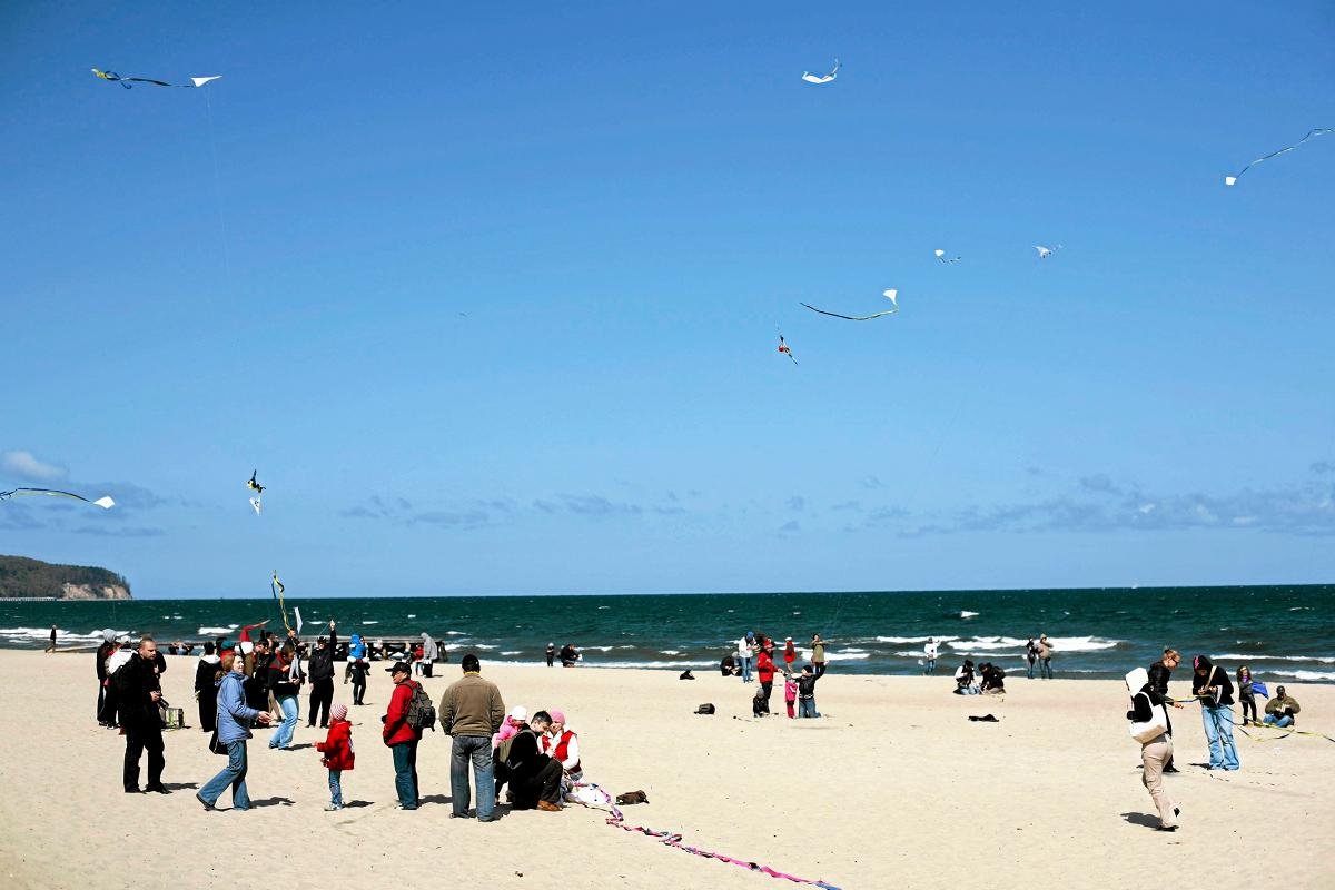 W tym roku biorąc 3 wolne dni w okolicach świąt 1 i 3 maja, można wyjechać na 9 dni urlopu.
