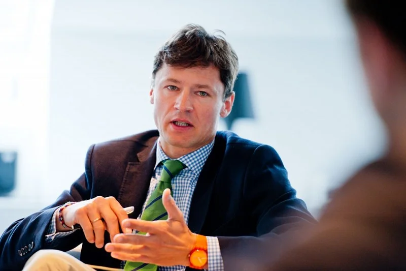 Reprezentował Górniak, Steczkowską i Szapołowską. Maciej Ślusarek, czyli "mecenas gwiazd" jest dziś adwokatem Wojciecha Fibaka