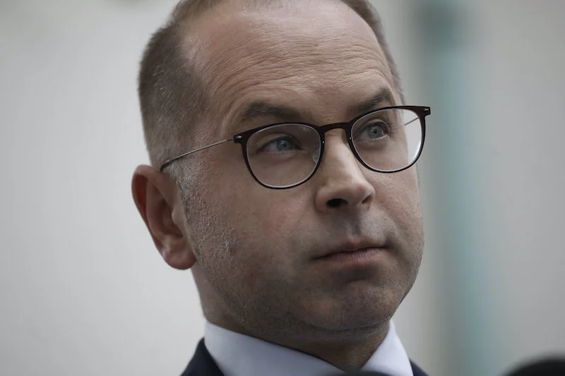 Poseł Michał Szczerba policzył, że w ciągu doby wykonano mniej niż 78 szczepień antycovidowych na województwo. Jego zdaniem to zdecydowanie zbyt wolne tempo.
