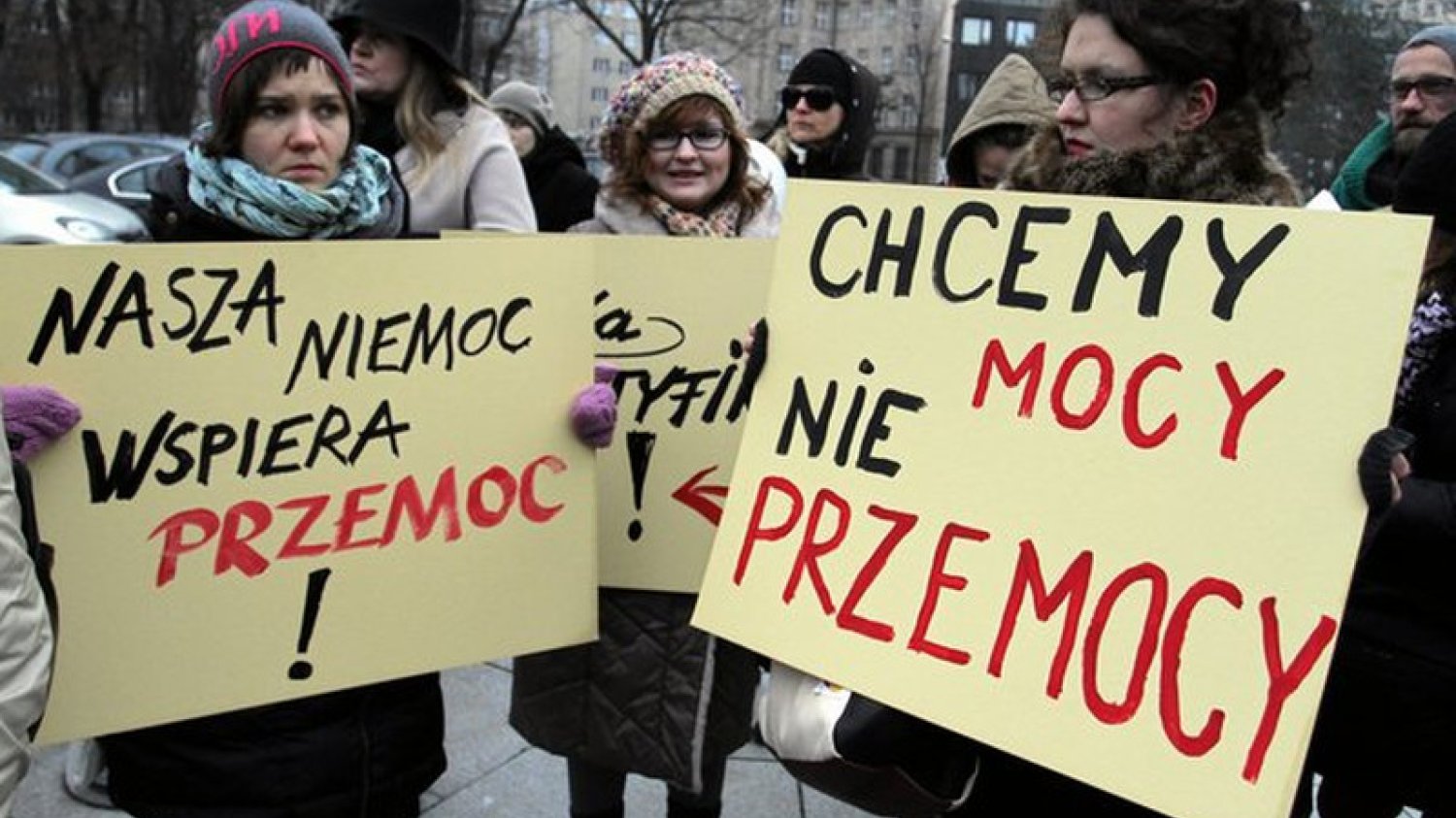 Polki mniej narażone na przemoc niż Szwedki czy Dunki? Statystyki nie mówią całej prawdy.