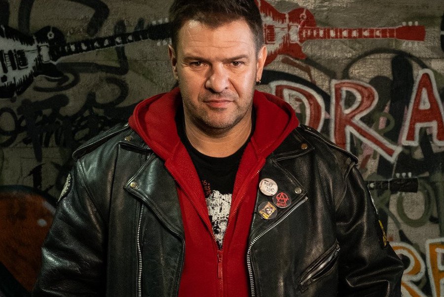 Tomasz Karolak wraca jako niepokorny Darek Jankowski