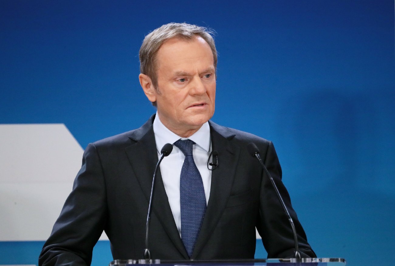 PiS jednak z szansą na większość? Poważne rozbieżności w sondażach.