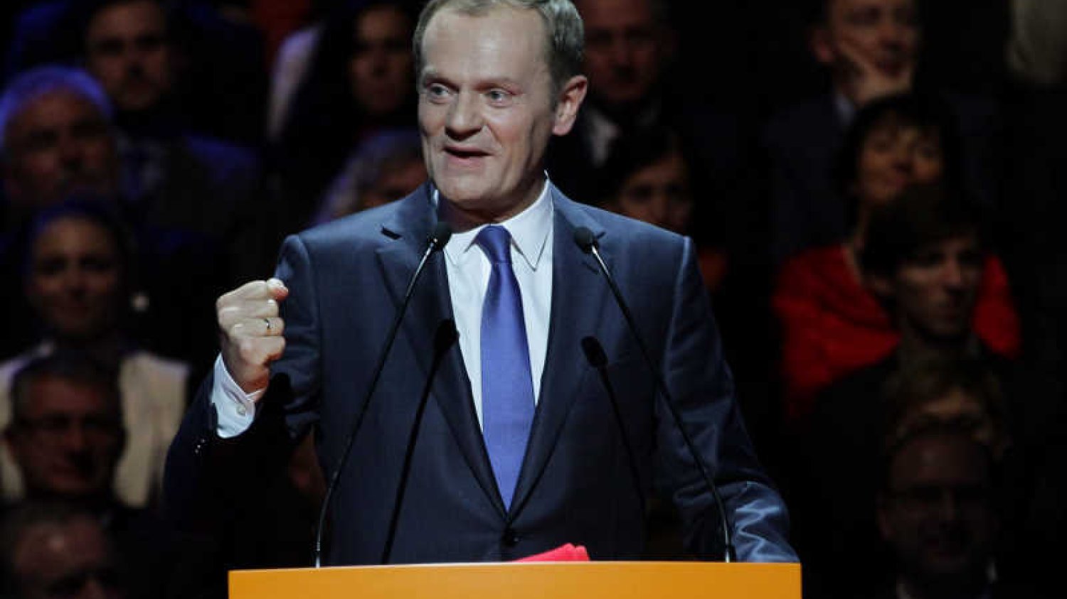 Donald Tusk i Jarosław Kaczyński stworzyli sprawnie działające systemy jednowładztwa w partiach.