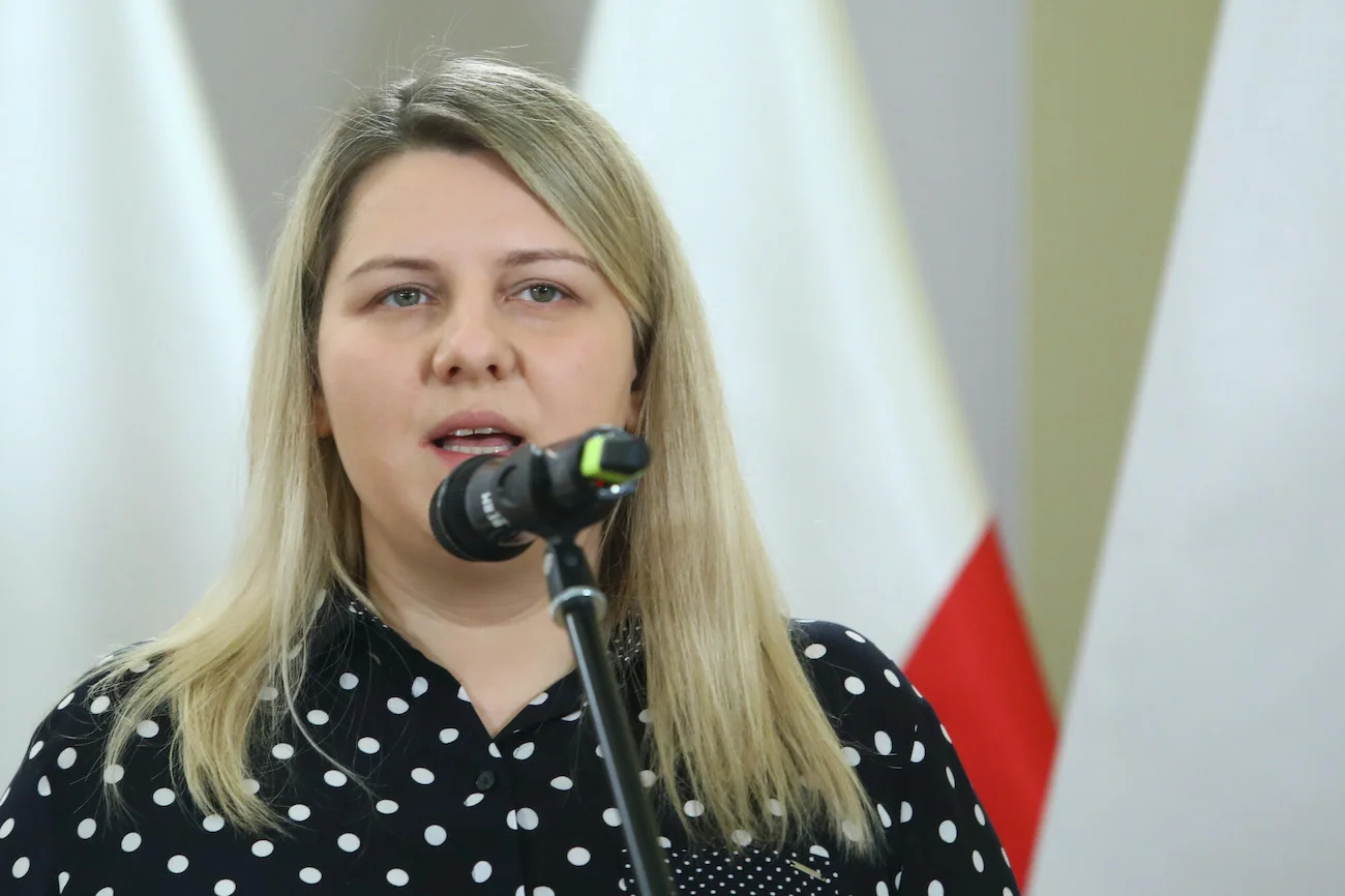 Posłanka Aleksandra Szczudło (Solidarna Polska Zbigniewa Ziobry). Jej mąż Marcin Szczudło to długoletni działacz PiS, zaufany współpracownik Jacka Kurskiego.