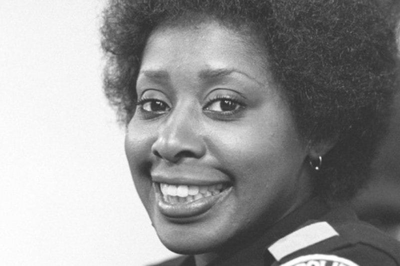 Kultowa oficer Laverne Hooks nie żyje.