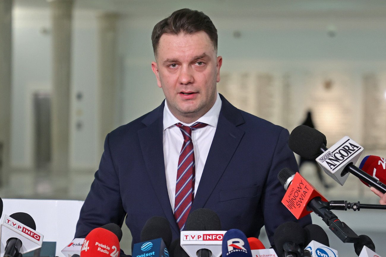 CBA u rodziców i asystentki posła Łukasza Mejzy.