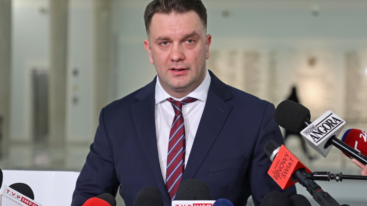 CBA u rodziców i asystentki posła Łukasza Mejzy.