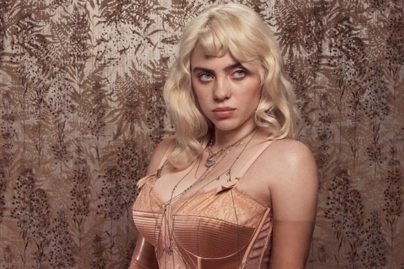 Billie Eilish przeszła wizerunkową przemianę.