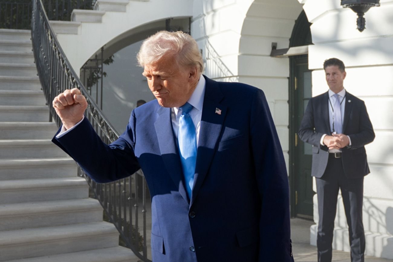 Chcesz pracować w USA? To będzie kosztowało, Trump żąda prawie 400 tys. zł