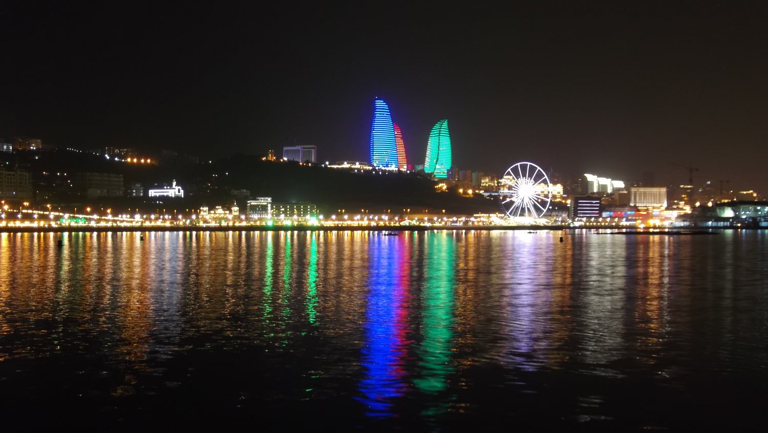 Baku- widok na Bulwar Nafciarzy