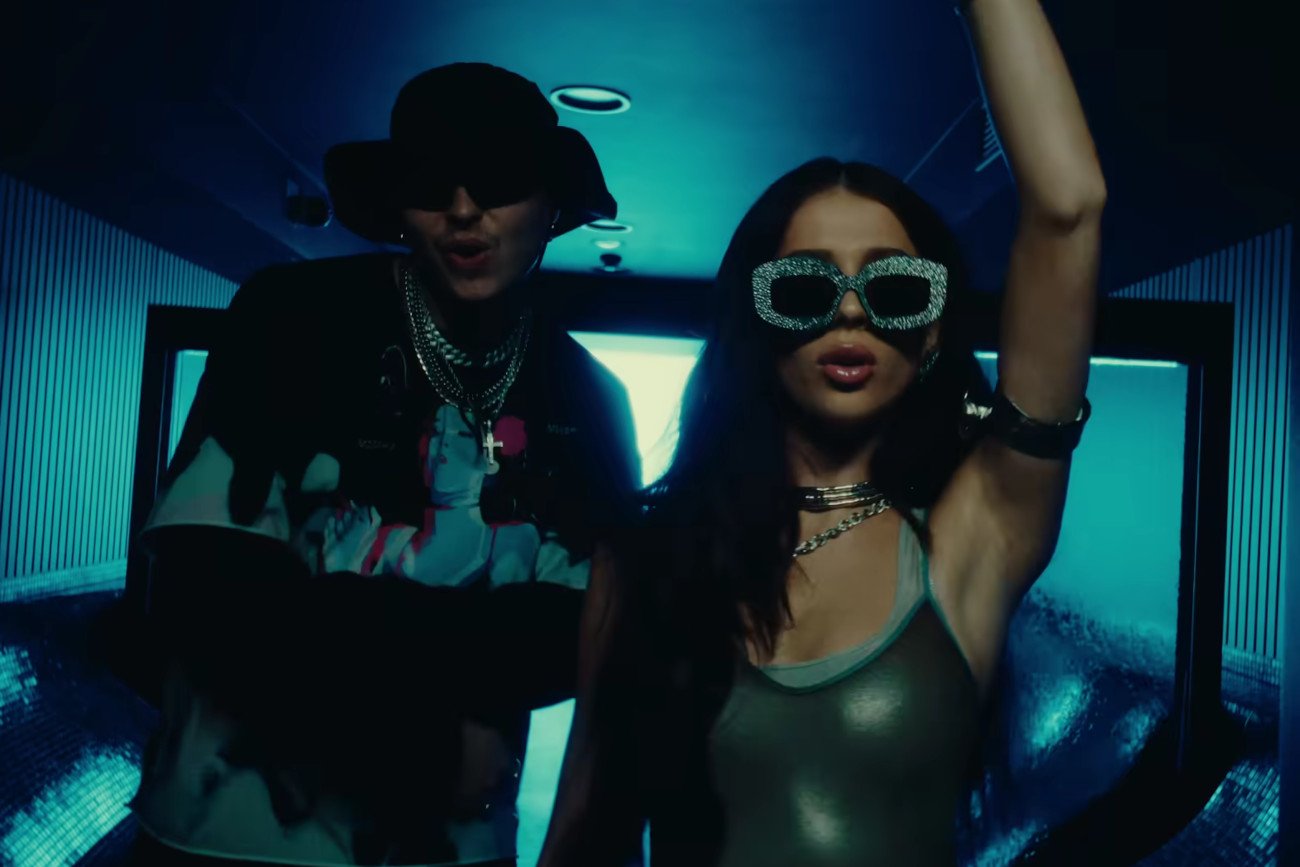 Roxie we współpracy z raperem wydała nowy kawałek.