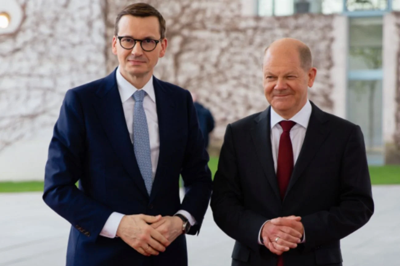Mateusz Morawiecki i Olaf Scholz.