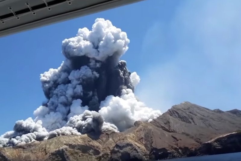 Wulkan na Białej Wyspie (White Iceland) wybuchł, gdy było na niej 47 osób.