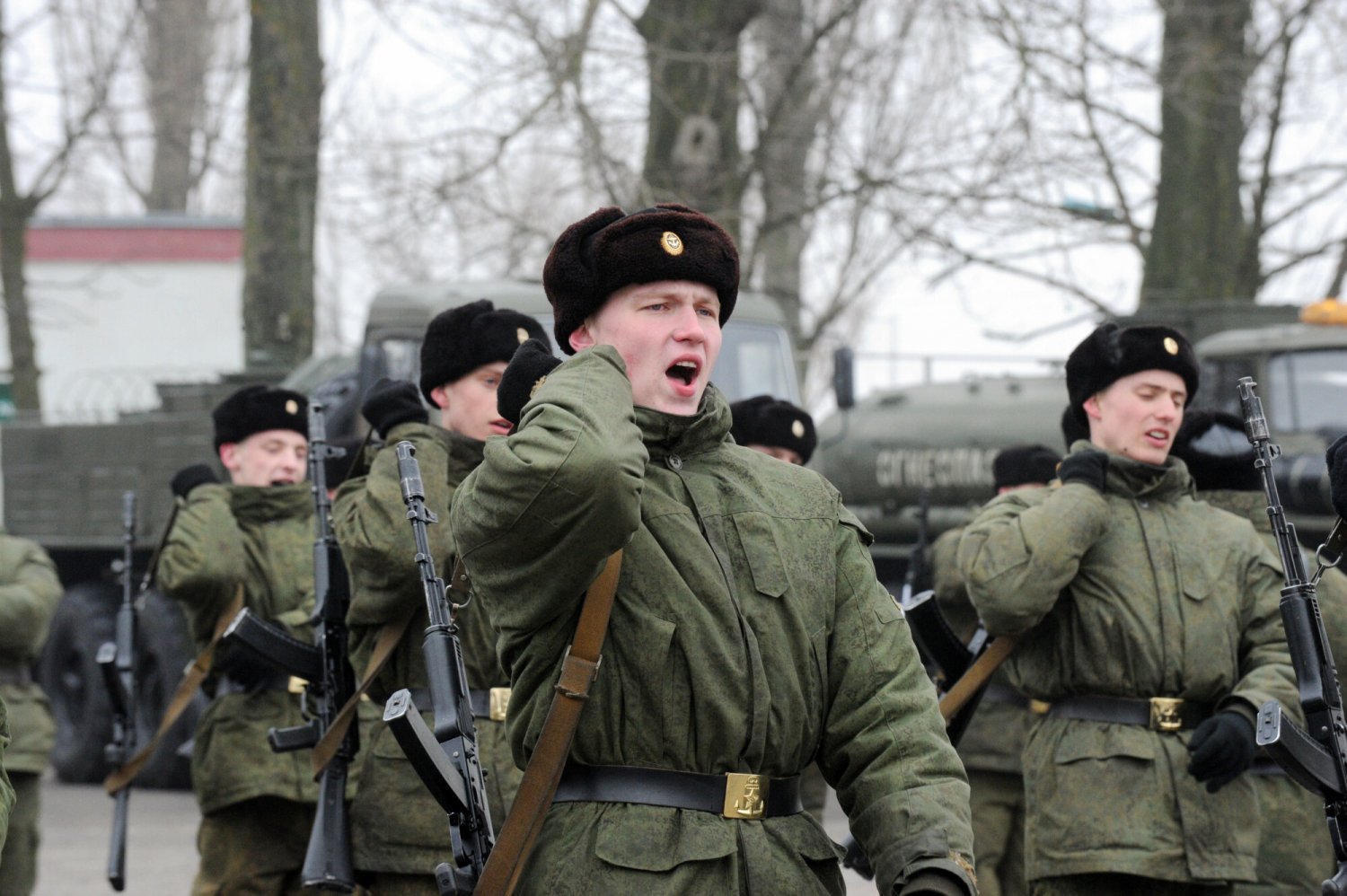 Rosja pręży muskuły. Planuje manewry tuż przy granicy z Polską.