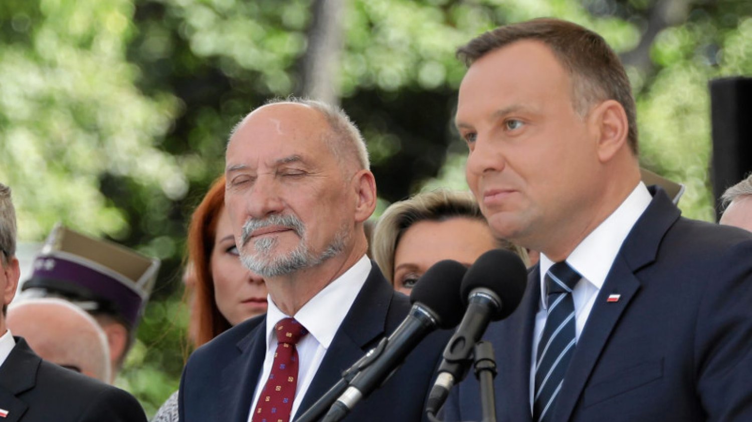 Czy prezydent Andrzej Duda przeprosi harcerzy za to, że zostali zablokowani przez resort Macierewicza? Przedstawiciele MON uniemożliwili im odczytanie apelu poległych na Westerplatte w 78. rocznicę wybuchu II wojny światowej.