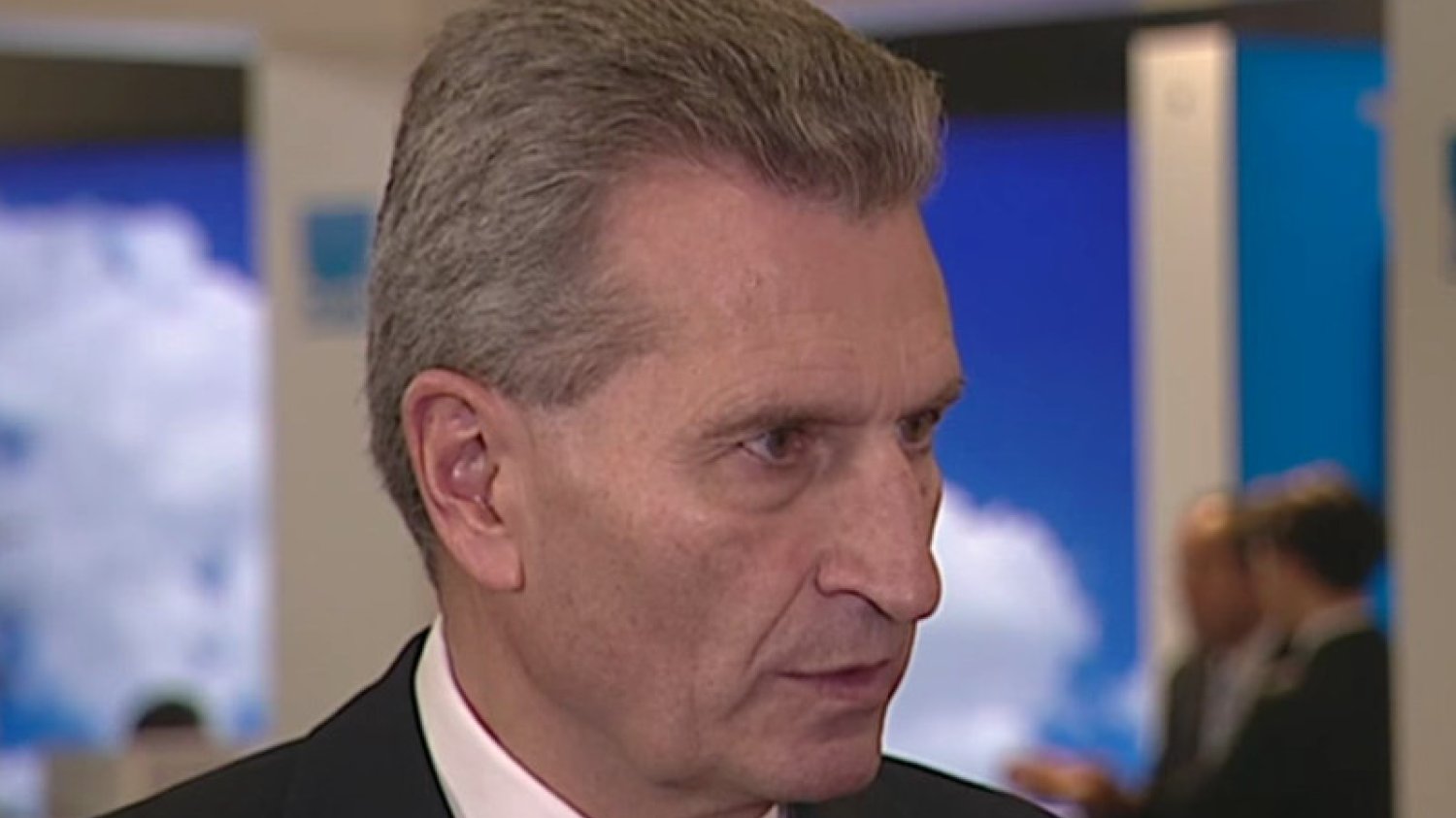 Polska pod specjalnym nadzorem. Komisarz UE chce uruchomić kontrolę mechanizmu państwa i prawa