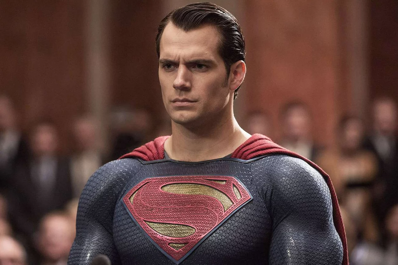 Henry Cavill jako Superman w filmie "Batman v Superman: Świt Sprawiedliwości".