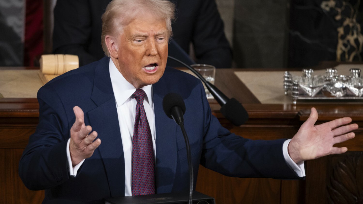 Nie tylko list od Zełenskiego. Najważniejsze momenty z wystąpienia Trumpa w Kongresie To mówił Trump w Kongresie. Dziennikarz wskazał najważniejsze momenty