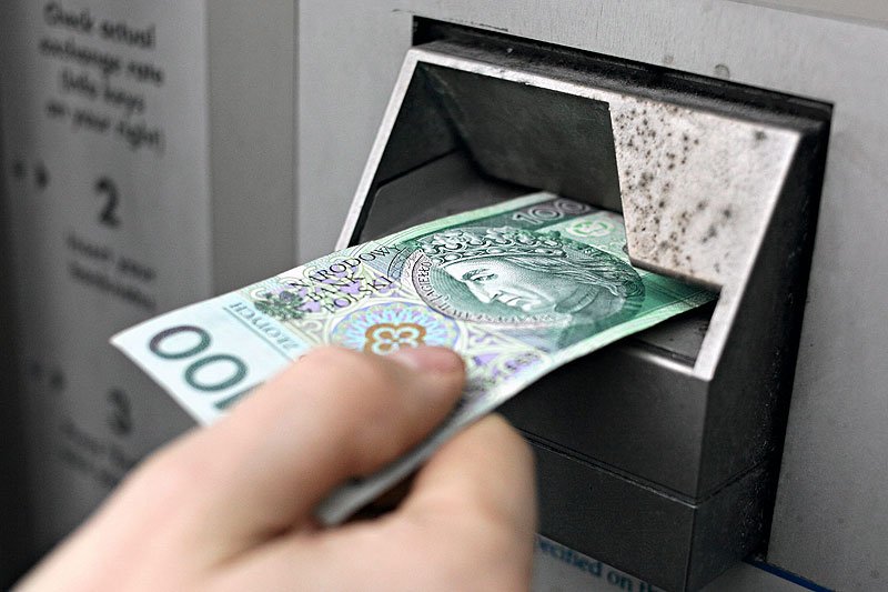 Pensje Polaków wzrosły przeciętnie o 3,4 proc.