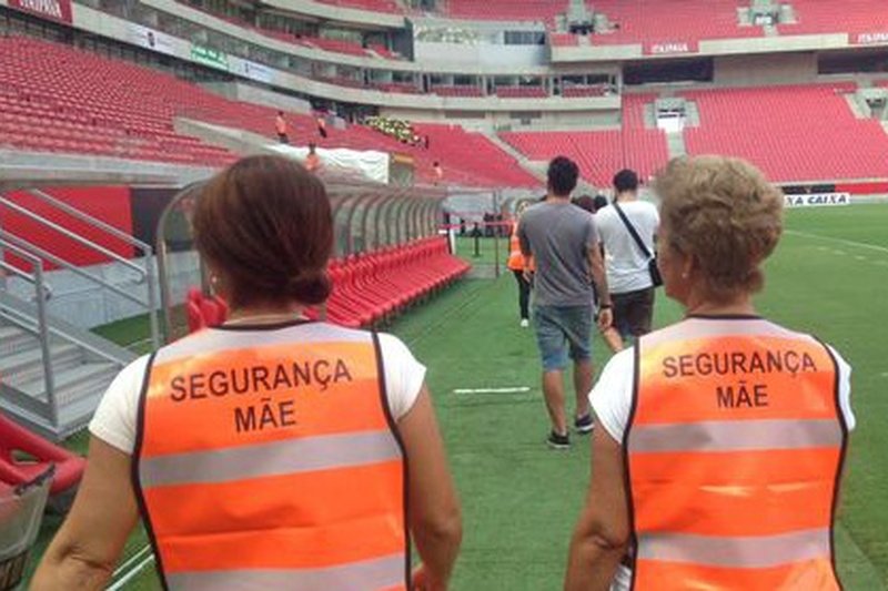 "Matki Bezpieczeństwa" okazują się niezwykle skuteczne w walce z kibolstwem.