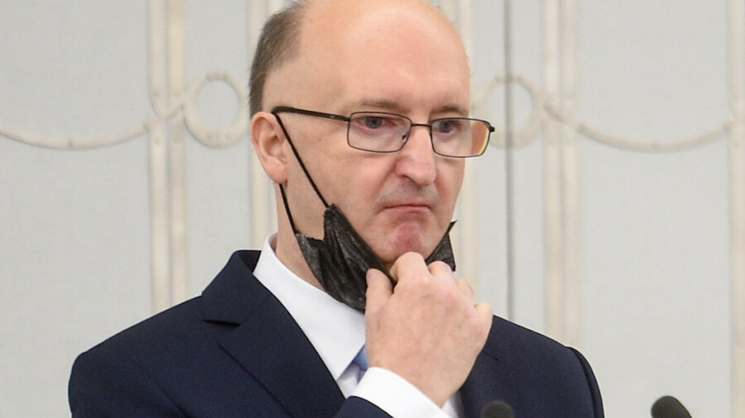 Piotr Wawrzyk zaskoczony w TVN24. Posłanka Lewicy przypomniała mu jego słowa.