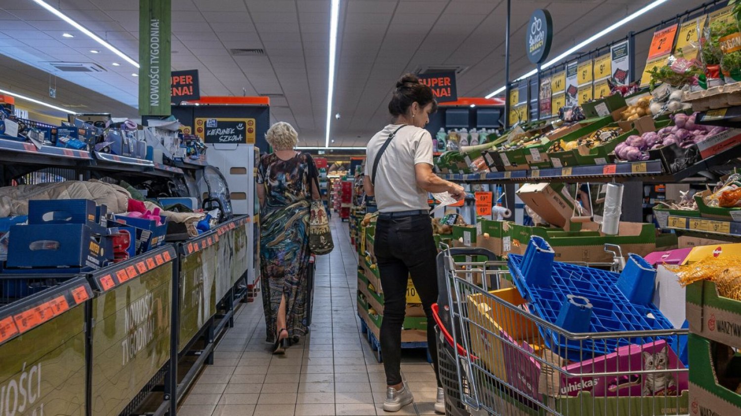 Biedronka wjechała z nowymi promocjami. W sklepach będą tłumy