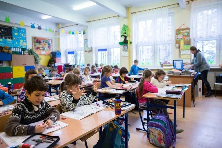 Wnioski o wypłatę świadczenia w ramach programu "Dobry start" można składać do 30 listopada.