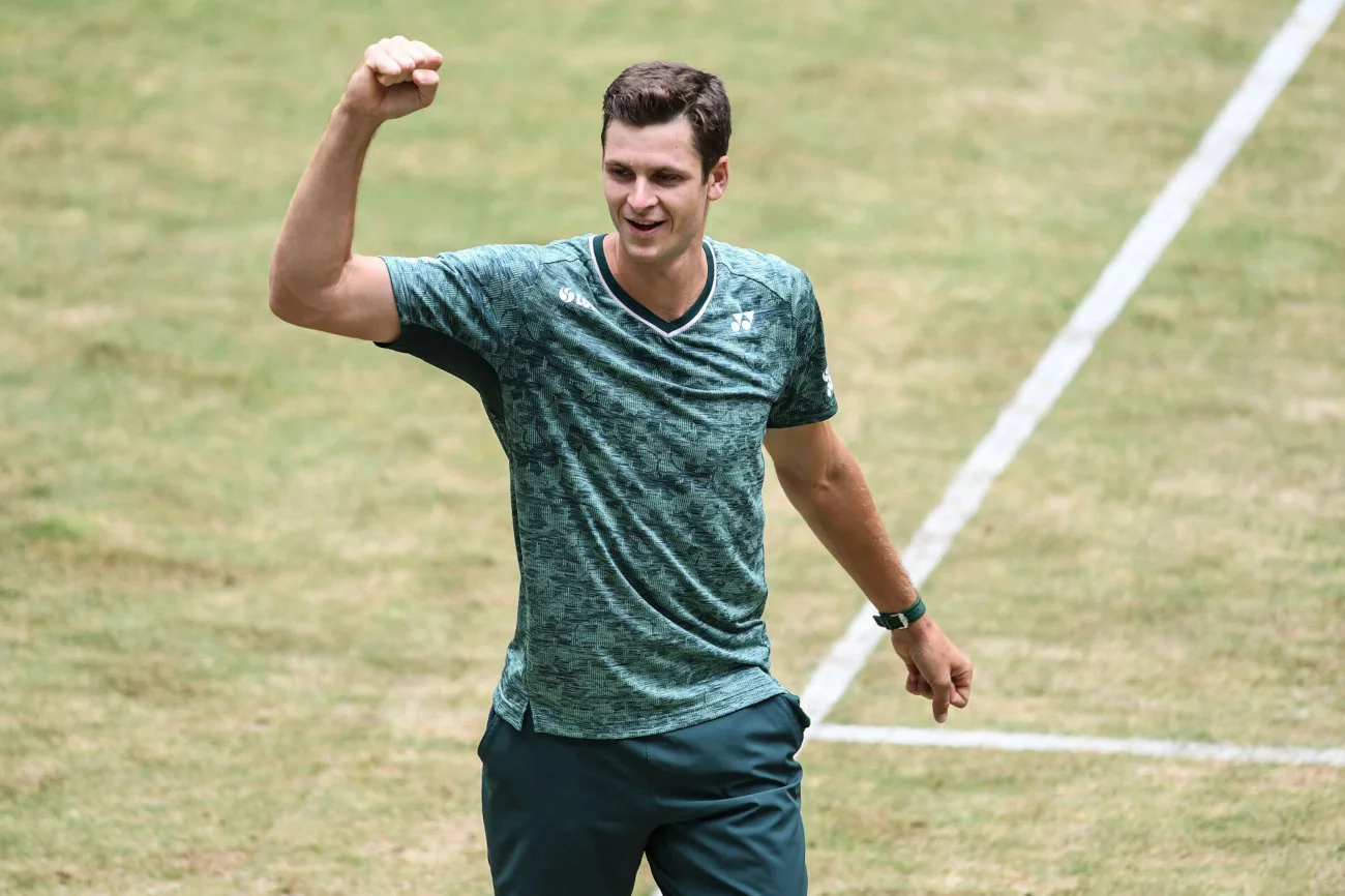 Hubert Hurkacz już poniedziałek rozpocznie grę na kortach wielkoszlemowego Wimbledonu.