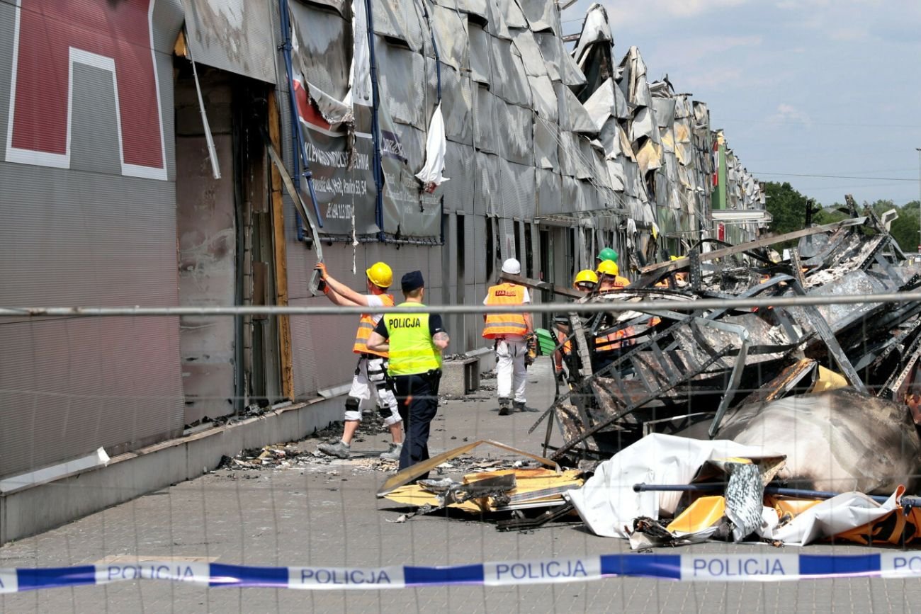 Marywilska 44 podpalona na zlecenie rosyjskich służb? Wokół pożaru coraz więcej znaków zapytania