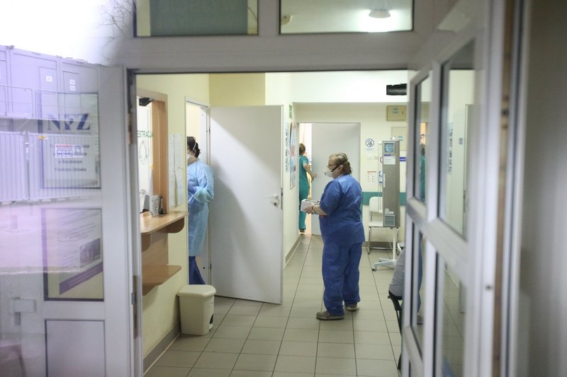 W szpitalach brakuje odpowiedniego sprzętu.