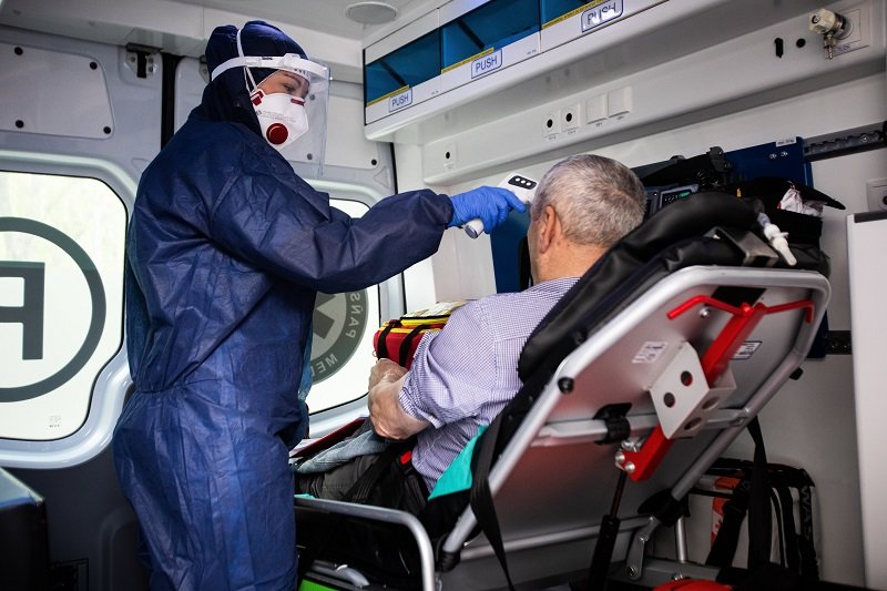 Ponad 400 zakażeń koronawirusem w raporcie z 16 czerwca.