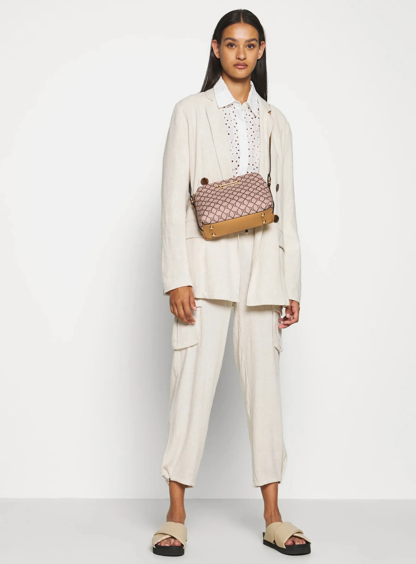 River Island