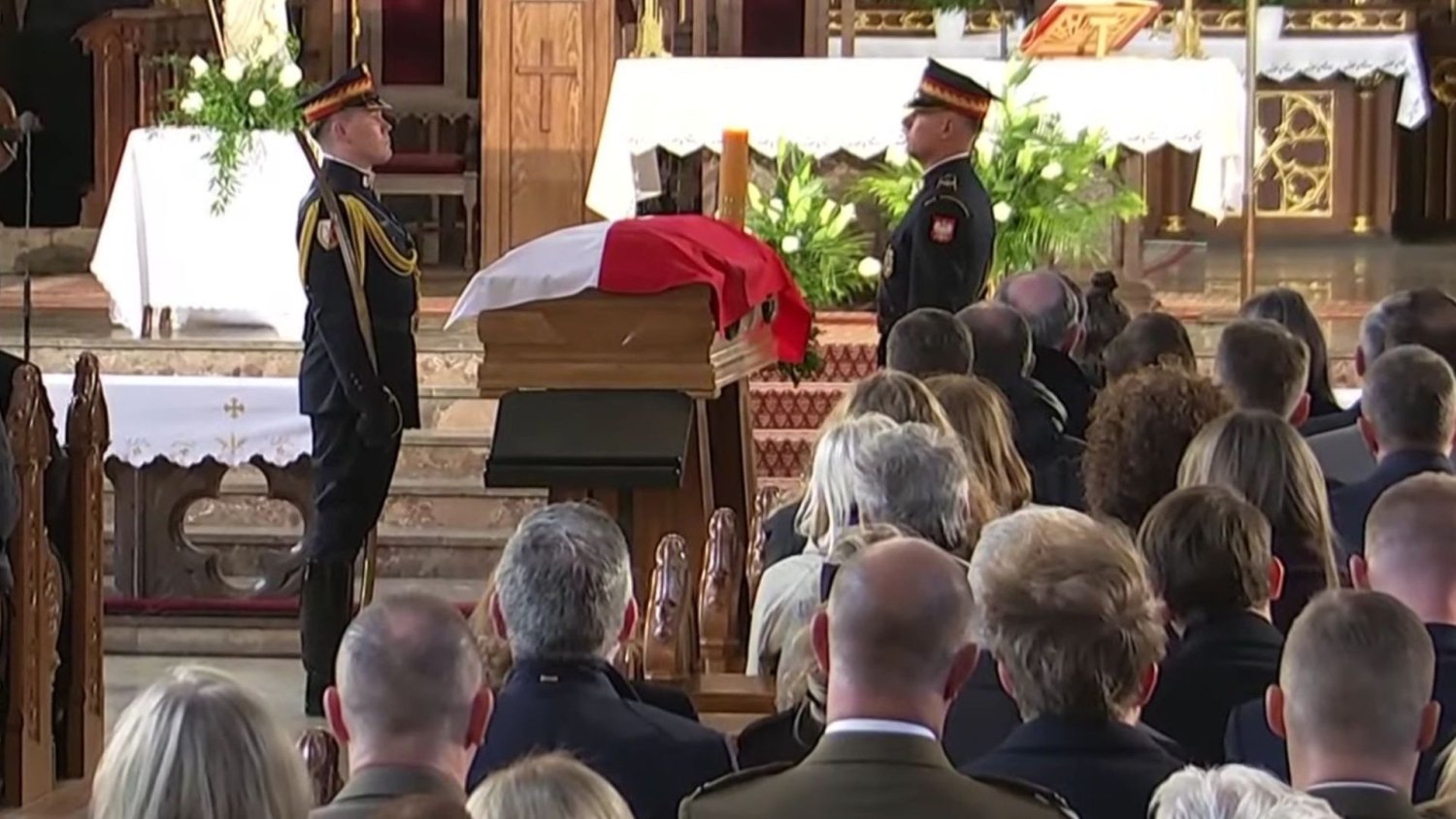 Ksiądz odczytał list rodziców Łukasza Litewki. "Synku, nie tak miało być"